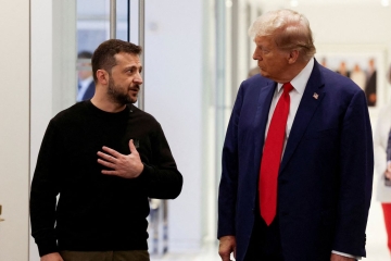 "დიდი პატივი იყო უკრაინის პრეზიდენტ ზელენსკისთან შეხვედრა. ბევრი რამ განვიხილეთ. შეხვედრამ ძალიან კარგად ჩაიარა!"