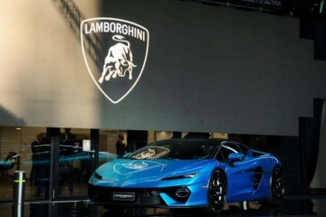 იტალიური სუპერქარი საქართველოში – Lamborghini-ს შოურუმი  თბილისში ოფიციალურად გაიხსნა