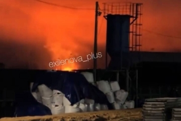 გვიან ღამით ლენინგრადის ოლქში უსტ-ლუგის პორტი დაიბომბა