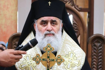 "გაკვირვებული ვარ, ასეთი მნიშვნელოვანი პროცესია ქვეყანაში, ეკლესიაში და თქვენ გინდათ მე ახლა სხვა მიმართულებით წამიყვანოთ?"