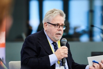 "მსურს საქართველოში ოპოზიციური ძალებისთვის მოწოდება გავაკეთო. მათ უნდა გამოიჩინონ დიდსულოვნება, უნდა გააკეთონ საერთო შეთავაზება"