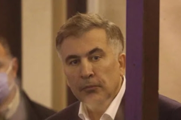 "ბოდიშის მოხდას ვინც ითხოვს სწორედ იმ ხალხმა უნდა მოუხადოს ბოდიში ნაციონალური მოძრაობის მრავალ ათას აქტივისტს"