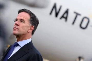 "რუსები... ჯარისკაცებს უზარმაზარი რაოდენობით კარგავენ. ერთი თვის განმავლობაში მათ 20 000-25 000 რუსი ჯარისკაცი დაკარგეს"