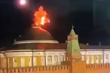 უკრაინულმა დრონებმა მოსკოვის საჰაერო თავდაცვის ოთხი შრე გაარღვიეს და კრემლთან მდებარე ნავთობგადამამუშავებელი ქარხანა დაბომბეს