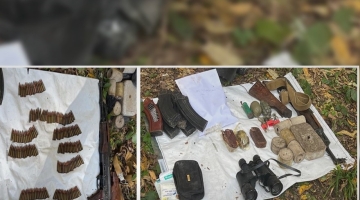 "აღმოჩენილია ცეცხლსასროლი იარაღი, 5 მჭიდი, 161 ცალი ვაზნა, 3 ხელყუმბარა, ...ასაფეთქებელი ნივთიერება, მათ შორის - ტროტილი"