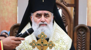 "გაკვირვებული ვარ, ასეთი მნიშვნელოვანი პროცესია ქვეყანაში, ეკლესიაში და თქვენ გინდათ მე ახლა სხვა მიმართულებით წამიყვანოთ?"