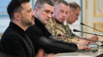 უკრაინის პრეზიდენტმა ცოტა ხნის წინ უკრაინის თავდაცვის მინისტრის შეცვლის შესახებ მიღებულ გადაწყვეტილებაზე ისაუბრა