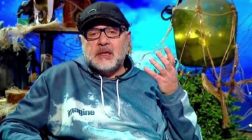 "უცნობს" ერთადერთ გზად მონარქიის აღდგენა მიაჩნია