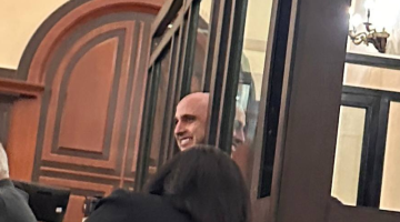 "ამ დროისთვის რუსი ოლიგარქი ხალხს უგებს. ბრძოლა წაგებულია, ომი არა! ბუქსაობა მიდის, რომ რაღაც ერთიანობაა"