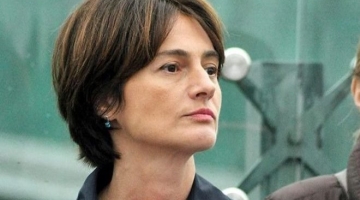 "10 დღე გავიდა და მოძალადე ჯერ ისევ არ არის დაკავებული, რადგან პოლიციას არ სცალია და მშვიდობიანი აქციის მონაწილეებს დასდევს"