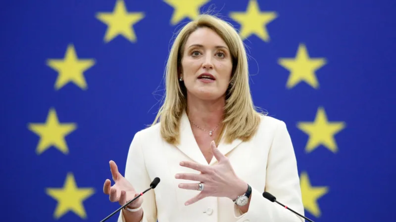 "ირანელების არცერთმა ახალმა თაობამ არ უნდა მიიღოს მემკვიდრეობად შიში დაბადებიდანვე. ირანი თავისუფალი უნდა იყოს“