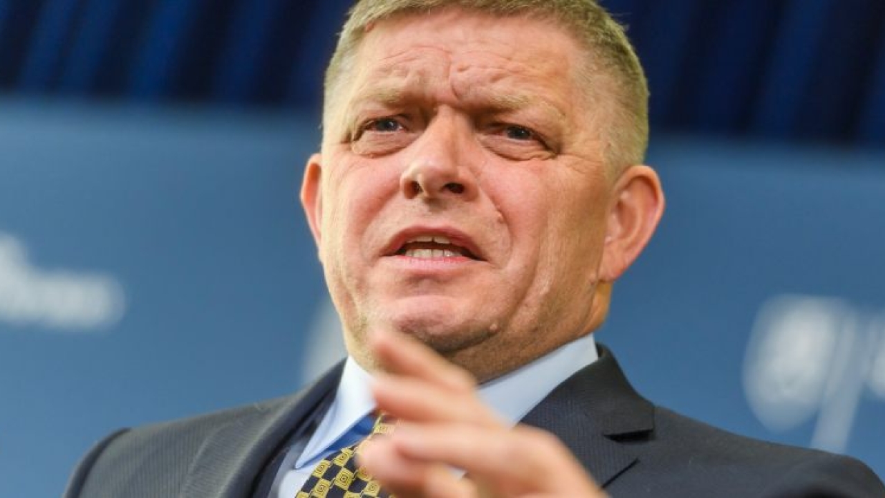 "დაგეგმილი მაქვს მოკლე შეხვედრა პრეზიდენტ პუტინთან. ეს არის და ეს. არანაირ სამხედრო აღლუმზე არ წავალ“