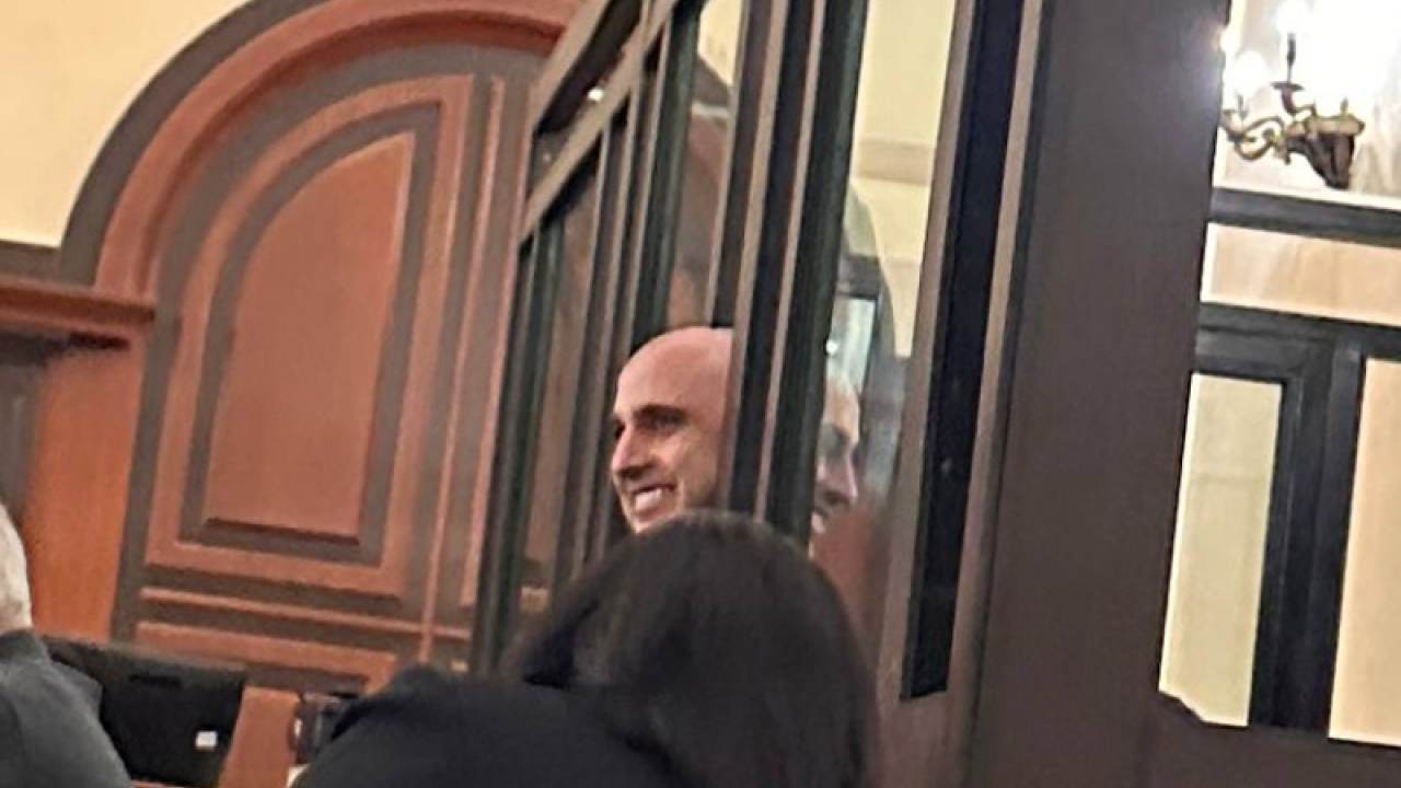 "ამ დროისთვის რუსი ოლიგარქი ხალხს უგებს. ბრძოლა წაგებულია, ომი არა! ბუქსაობა მიდის, რომ რაღაც ერთიანობაა"