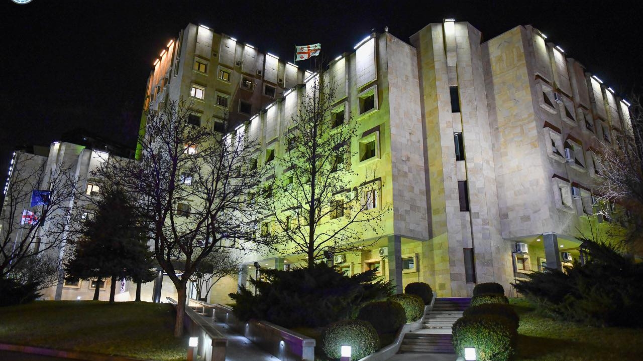 "დავით მიქაძე და დავით ჩუბინიძე მართლსაწინააღმდეგოდ დაეუფლნენ ვახტანგ კობიაშვილის კუთვნილ ცეცხლსასროლ იარაღებს" - პროკურატურის განცხადება