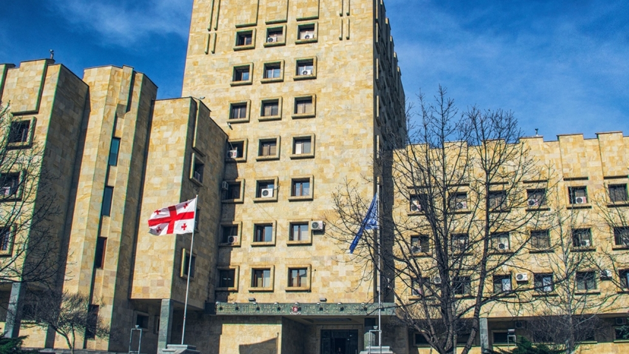 დიდი ოდენობით თანხის მართლსაწინააღმდეგოდ მითვისების ფაქტზე, ა(ა)იპ „საქართველოს ხელბურთის ეროვნული ფედერაციის“ ყოფილი პრეზიდენტი დააკავეს