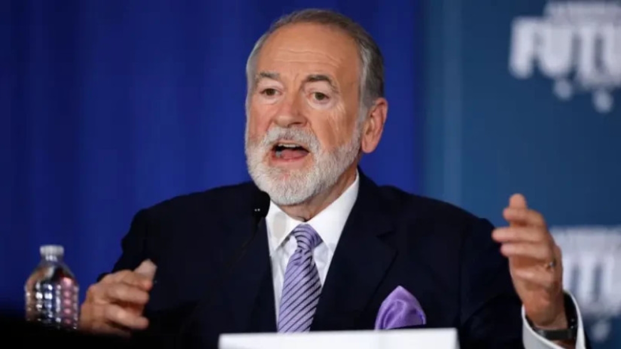 „თუ ირანელი ხალხი 46 წელზე მეტი ხნის სიძულვილით სავსე და არაკომპეტენტური მმართველობის დასრულებას გადაწყვეტს..."