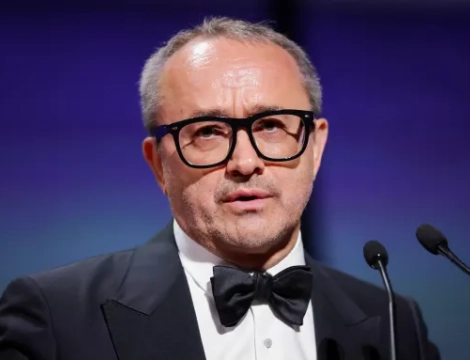 "დაასრულეთ უკვე ეს სასაკლაო. მთელი მსოფლიო ელოდება ამას“