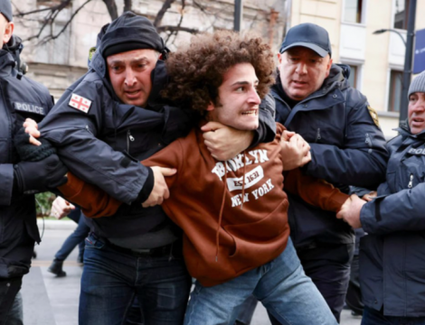 "მეგობრებო, ალბათ დიდი ხანი ვეღარ გნახავთ. მიყვარხართ და დროებით“