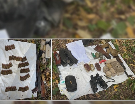 "აღმოჩენილია ცეცხლსასროლი იარაღი, 5 მჭიდი, 161 ცალი ვაზნა, 3 ხელყუმბარა, ...ასაფეთქებელი ნივთიერება, მათ შორის - ტროტილი"