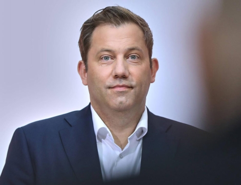 "ჩვენს ინტერესებში არ შედის და ვერც შეერთებული შტატების ინტერესებში იქნება, რომ რუსეთი იყოს ირანში ომის გამარჯვებული"