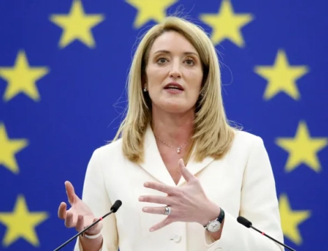 "ირანელების არცერთმა ახალმა თაობამ არ უნდა მიიღოს მემკვიდრეობად შიში დაბადებიდანვე. ირანი თავისუფალი უნდა იყოს“