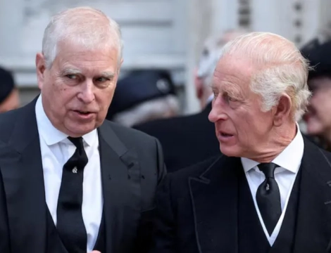 მეფე ჩარლზმა უმცროს ძმას სამეფო ტიტულები ჩამოართვა