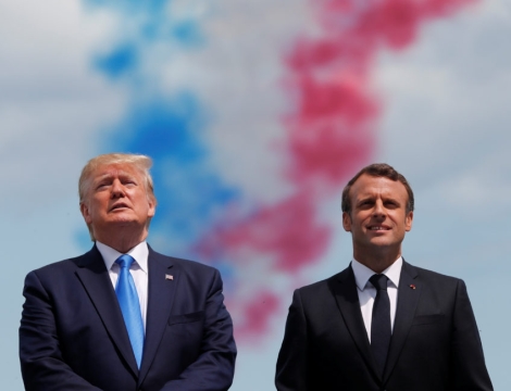 "დავურეკე მაკრონს, რომელსაც ცოლი ცუდად ექცევა და ყბაში დარტყმისგან სრულად გონს არ მოსულა და ვუთხარი..."