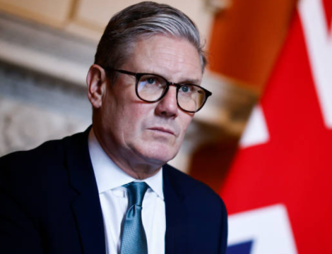 "გადაწყვეტილებებს იმის მიხედვით ვიღებ, რა შედის ბრიტანეთის ეროვნულ ინტერესებში და არა იმის მიხედვით, რას ამბობენ ან აკეთებენ სხვები"