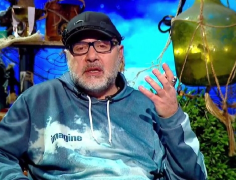 "უცნობს" ერთადერთ გზად მონარქიის აღდგენა მიაჩნია