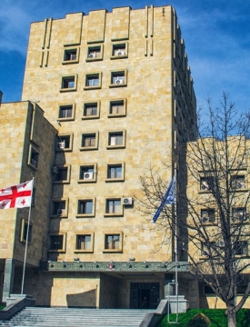 „მოტყუების გზით დაეუფლა 4 184 249 ლარს“ - პროკურატურამ 6 პირს ბრალი წარუდგინა