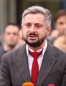 "ვინც ჩვენ აგვკრძალავს, იმათ დავკრძალავთ. ცხადია, დავკრძალავთ პოლიტიკურად და პროფესიულად" - გვარამია