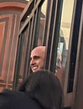 "ამ დროისთვის რუსი ოლიგარქი ხალხს უგებს. ბრძოლა წაგებულია, ომი არა! ბუქსაობა მიდის, რომ რაღაც ერთიანობაა"