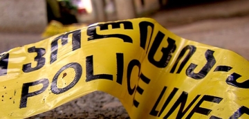 "მიგრაციის დეპარტამენტის თანამშრომელმა პირად ავტომობილში, საკუთრებაში არსებული ცეცხლსასროლი იარაღიდან გასროლით, თავის არეში სასიკვდილო ჭრილობა მიიყენა"