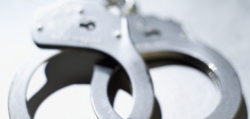 "ბრალდებულმა თბილისში ერთ-ერთ მოქალაქეს ხელჩანთა გასტაცა და შემთხვევის ადგილიდან მიიმალა"