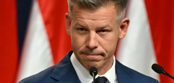 მადიარი უნგრეთის პრეზიდენტის, ტამაშ სუიოკის გადადგომას მოითხოვს