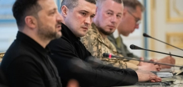 უკრაინის პრეზიდენტმა ცოტა ხნის წინ უკრაინის თავდაცვის მინისტრის შეცვლის შესახებ მიღებულ გადაწყვეტილებაზე ისაუბრა