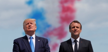 "დავურეკე მაკრონს, რომელსაც ცოლი ცუდად ექცევა და ყბაში დარტყმისგან სრულად გონს არ მოსულა და ვუთხარი..."