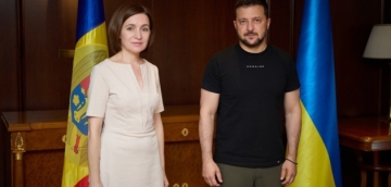 "კარგი დღეა ჩვენი ევროპული ოჯახისთვის. ვოლოდიმირ ზელენსკი,  გილოცავთ"